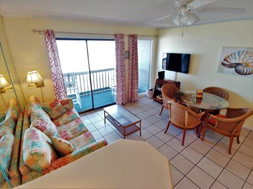 North Myrtle Beach Apartment | Sea Cabin Unit 304 Cherry Grove