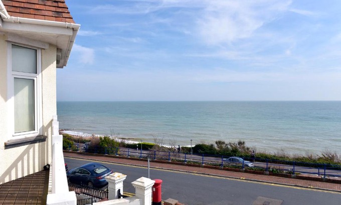 Meads Apartment | Sea Dreams