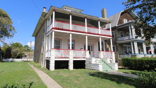 Cape May House | Sea Foam Manor