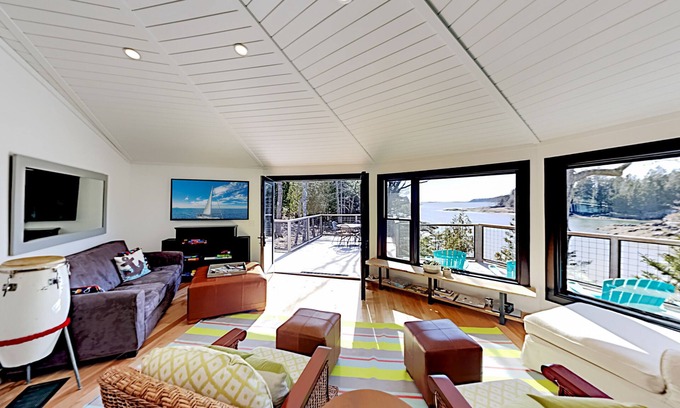 Sebascodegan Island House | Sea Forever! Waterfront, Seasonal dock, Pet friendly, 20 min to Bowdoin College