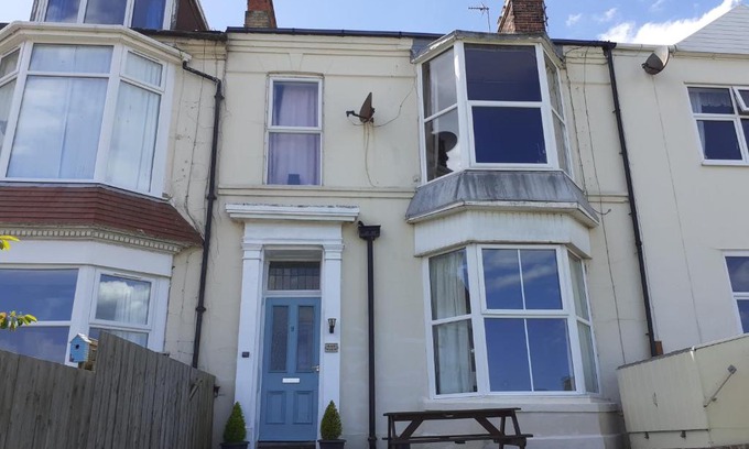 Hornsea Apartment | Sea Front Apartment