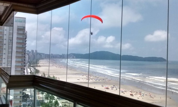 Aviacao Apartment | SEA FRONT BARBECUE 3 SUITES - 2 GARAGES -INTERNET