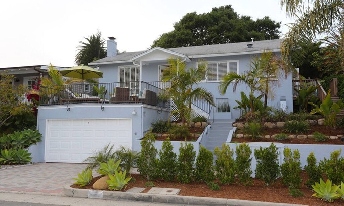 East Mesa House | Sea Glass Cottage - Cool, Fresh and Fun on the Mesa