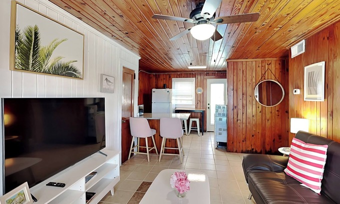 Topsail Beach House | Sea Glass Suites #1 | Charming, Pet-Friendly