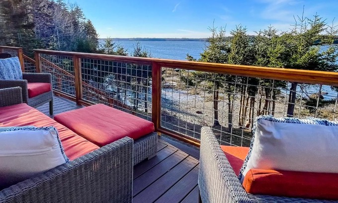 Saint George House | Sea Good