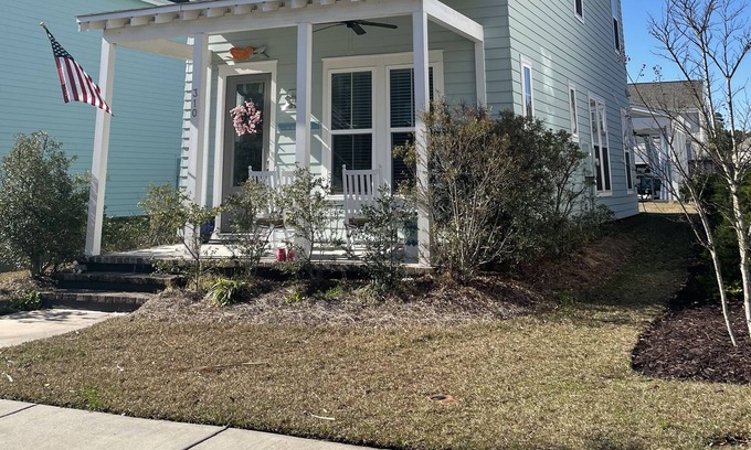 Summerville Cottage | Sea Inspired Cottage Corporate Stay