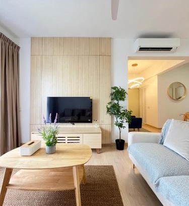 Tanjung Kling Apartment | Sea La Vie at Mutiara Beach Resort - Seaview & Netflix free wifi