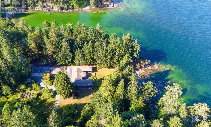 Regional District of Nanaimo Cottage | Sea La Vie Rare Peaceful Hidden Gem
