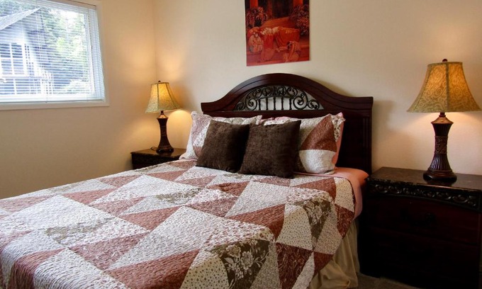 Port Angeles House | Sea la View