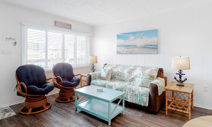 North Ocean City Apartment | Sea Loft 205