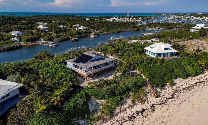 Hope Town Cottage | Sea Loft: Unparalleled Oceanfront Serenity in a Newly Rebuilt Paradise
