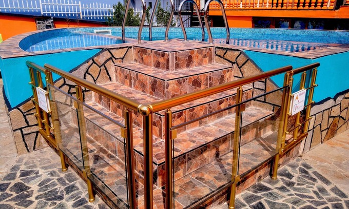 Chernomorets Apartment | Sea Marble Villa Apartments