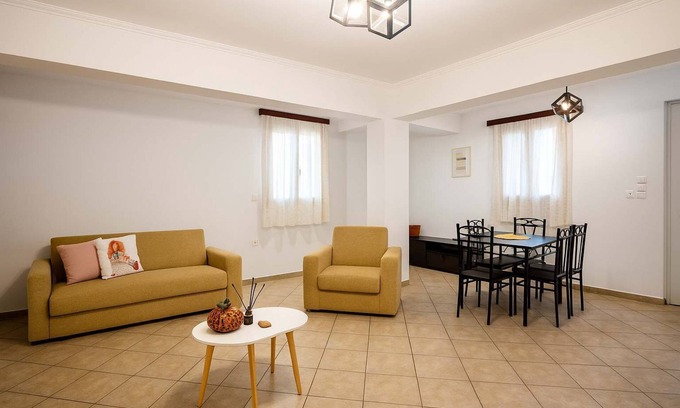 Trapeza Apartment | Sea & Mountain Horizon by Myrto