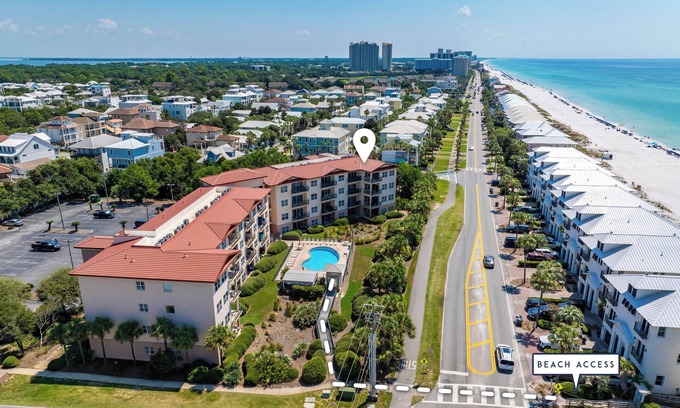 Frangista Beach Condo | Sea N'Blue*Pool+Hot Tub*Dogs OK*Walk to Beach!