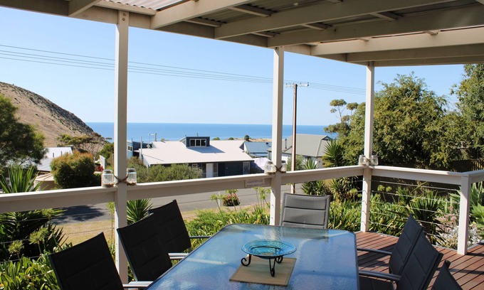 Second Valley House | Sea-n-Stars @ Second Valley - family and pet friendly, ocean views from the deck