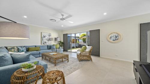 Sawtell House | Sea Pine Cottage - In the heart of Sawtell Village, Sleeps 6