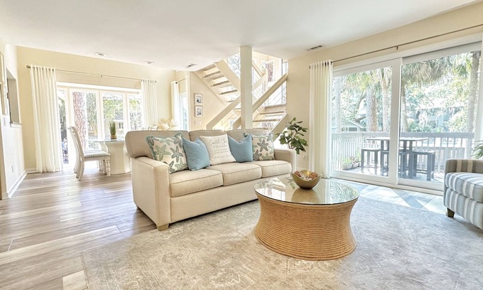 Sea Pines Villa | SEA PINES : Coastal Chic at Inland Harbour - luxury 2 br/2ba villa awaits!