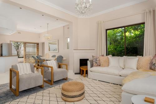 Cape Town Apartment | Sea Point Hideaway