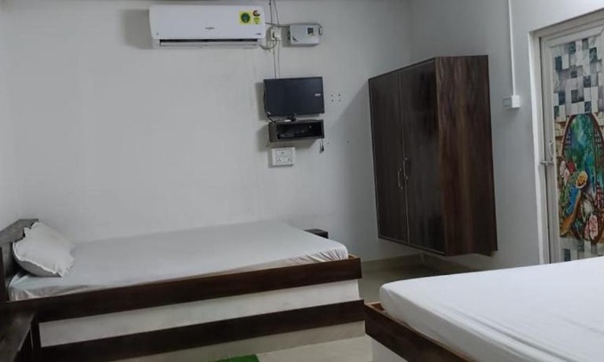 Tajpur Hotel | sea Queen resort