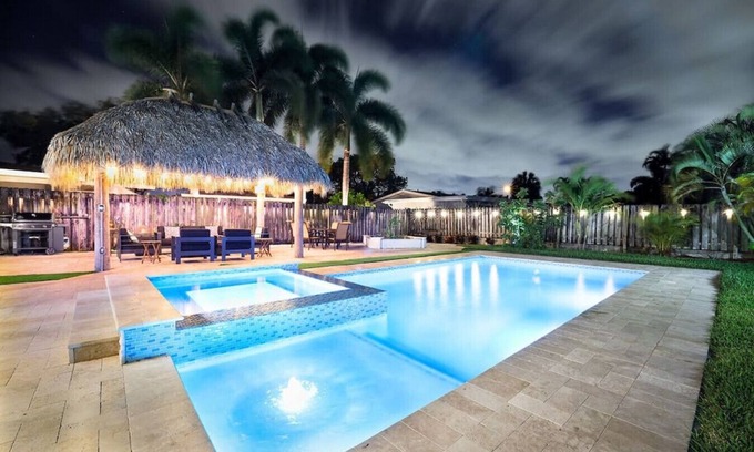 Pompano Beach House | Sea-Renity- Paradise Oasis by Ocean w/Pool & Spa