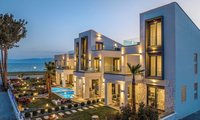 Paralia Ofryniou Villa | Sea Residence Complex