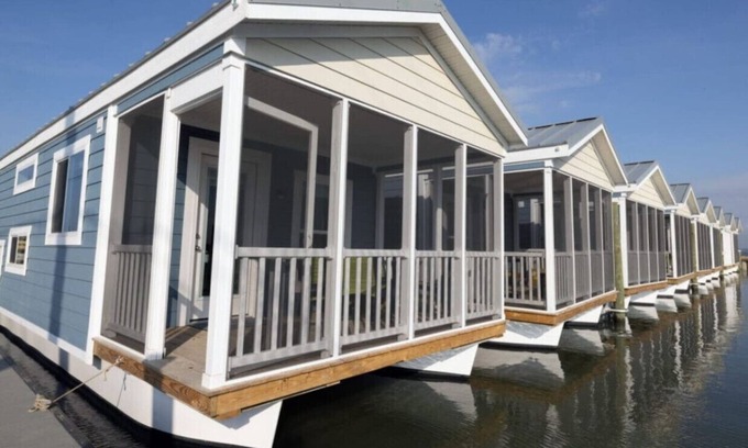 Ocean City Boat Rental | Sea Rocket Houseboat's