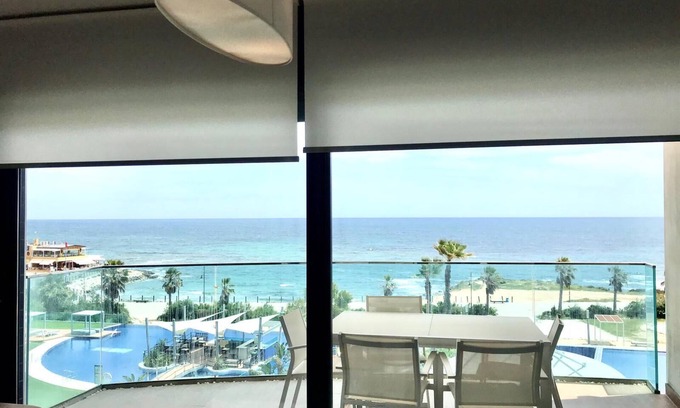 Punta Prima Hotel | Sea Senses Apartments - Marholidays