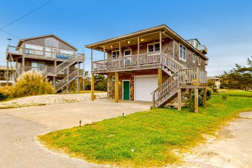 Hatteras House | Sea Shanty 960