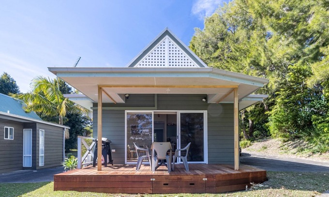 Berrara House | Sea Shell Chalet @ Berrara Chalet