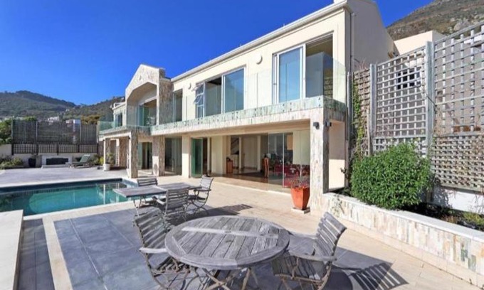 Zinkwazi Beach Villa | Sea Side Haven