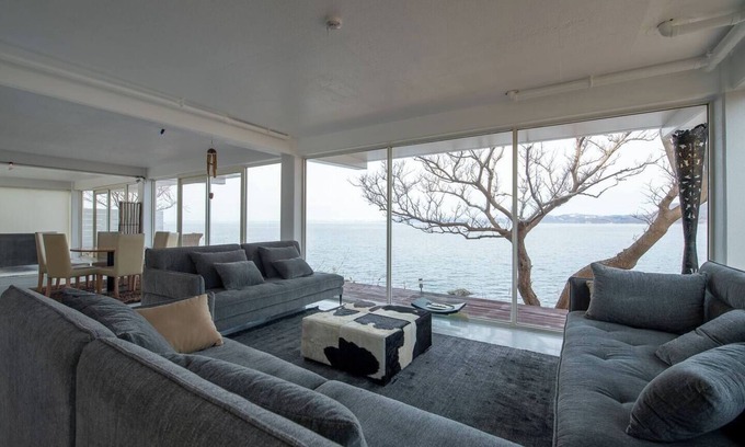 Niseko House | Sea Side House Toya