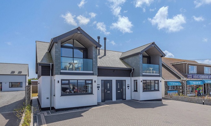 The Lizard Cottage | Sea Skapya - UK50178