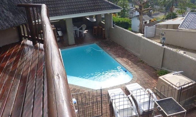 Margate Beach Apartment | Sea Spray - Private Studio Apartment with swimming pool