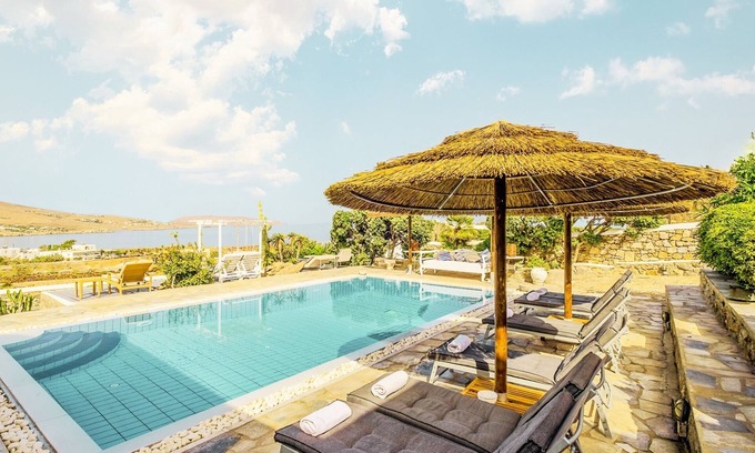 Kalafatis Villa | SEA & SUN A Quality Brand Certified Villa 150 meters from Agia Anna Beach