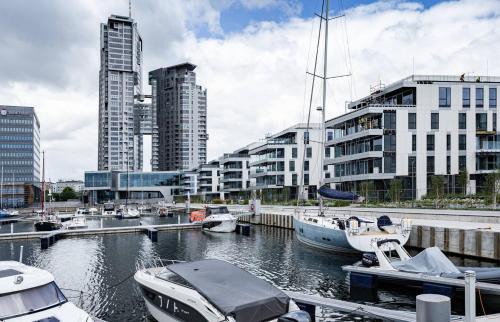 Srodmiescie Apartment | Sea Towers Luxury Apartment