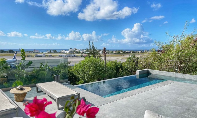 Little Bay Villa | SEA TRUE VILLA ,NEW EDIFICE 2021, LAVISH !