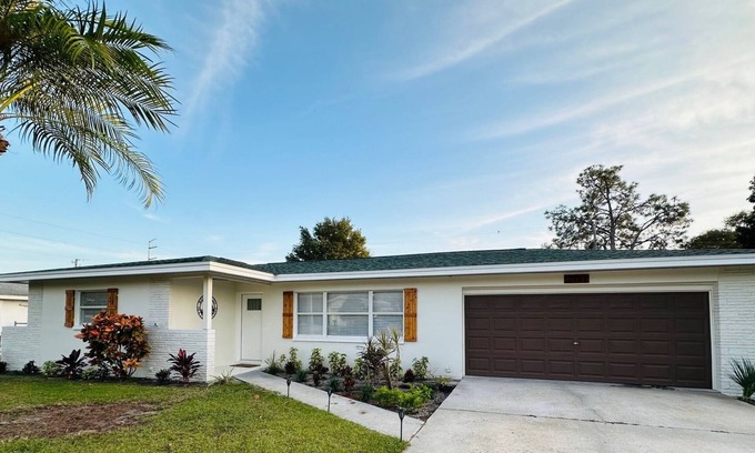 Clearwater House | Sea Turtle Cove