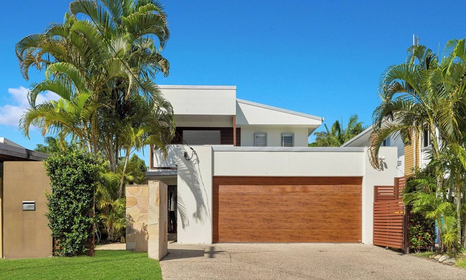 Dicky Beach House | Sea u Soon @ Moffs