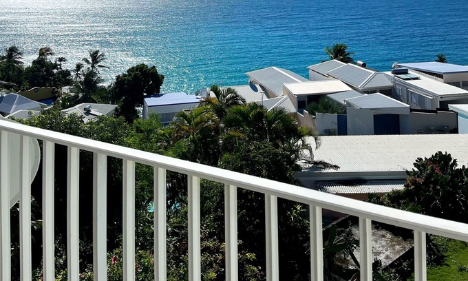 L'Houezel Apartment | Sea view 2 bedroom apartment, Rêves bleus