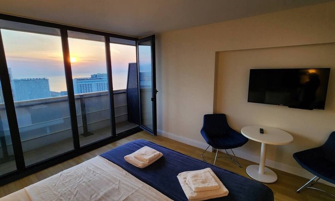 New Boulevard Apartment | Sea view, 38 floornn