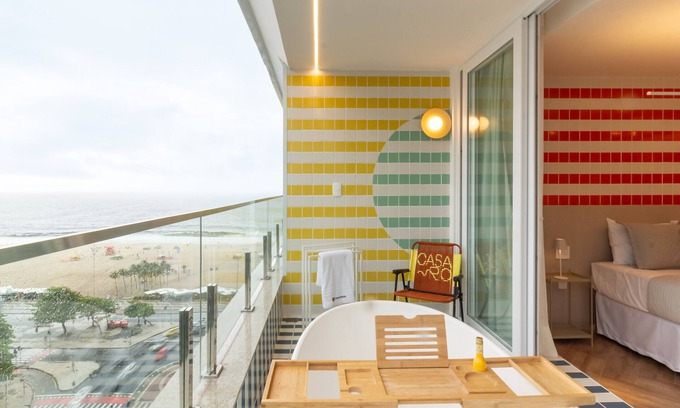 Copacabana Apartment | Sea View and Balcony with Bathtub | Q17