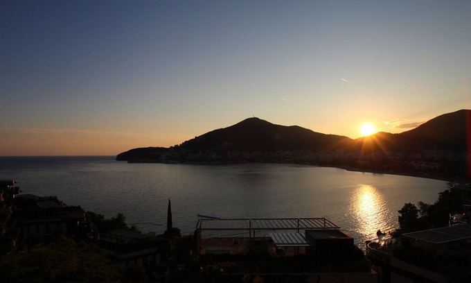 Boreti Apartment | Sea view Apartment Hermes