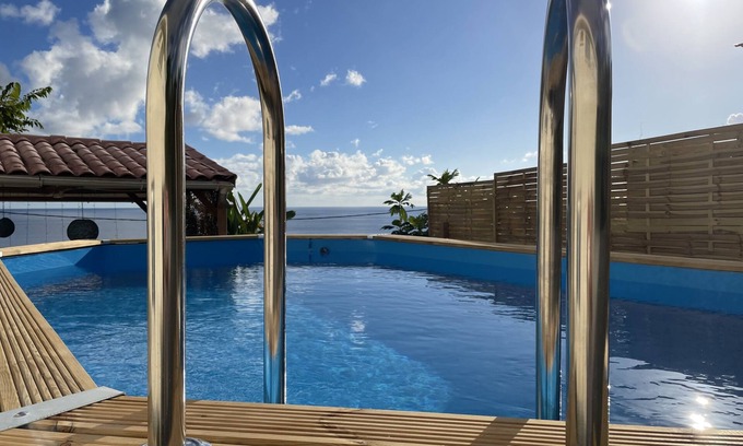 Case-Pilote Apartment | Sea view apartment in the center of Case-Pilote, North Caribbean