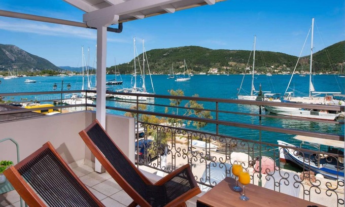 Vlicho Apartment | Sea view apartment, Nidri town