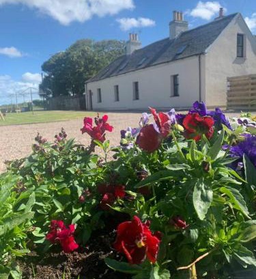 Hunspow House | Sea View ,Cottage2 Dunnetbay accommodation