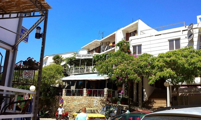 Rana Apartment | Sea view family apartments located at the heart of Town