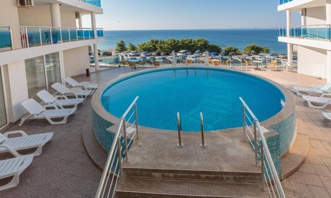 Ravda Apartment | Sea view, first line studio in Ravda