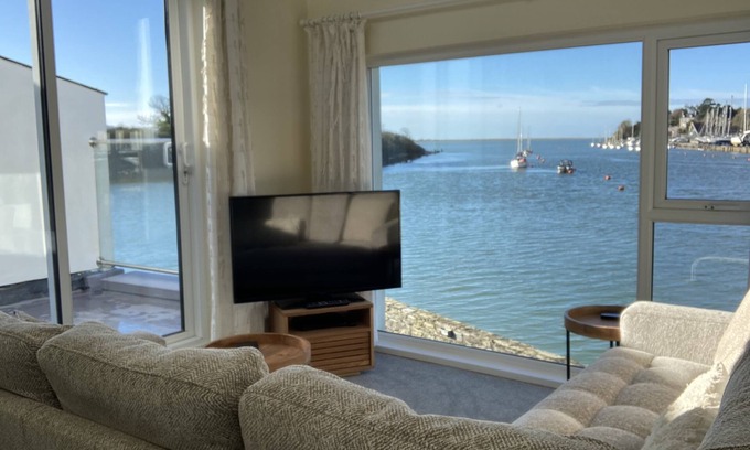 Borth-y-Gest House | Sea View Holiday Cottage Porthmadog