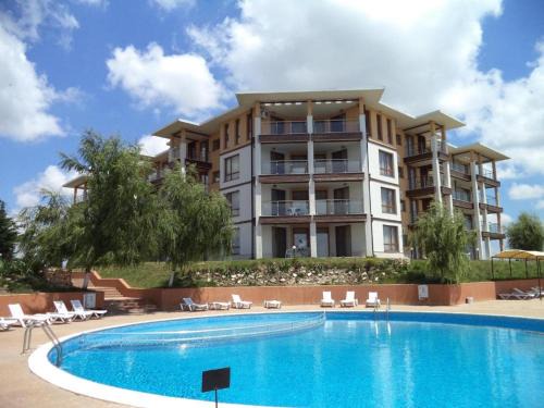 Kavarna Apartment | Sea view Infinity Studio for Two - July Morning complex