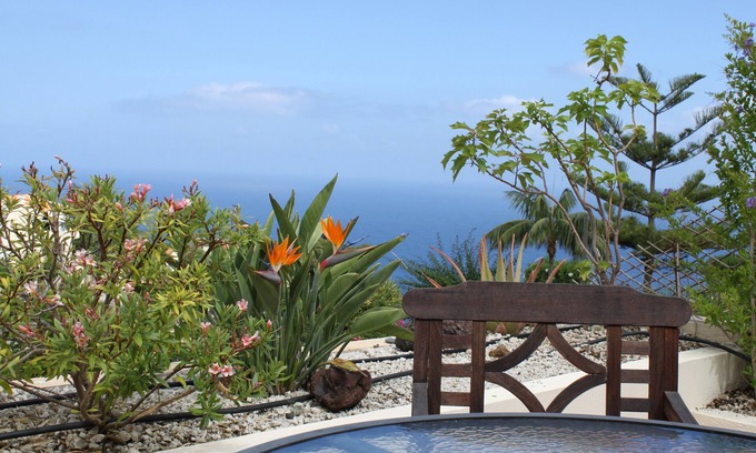La Quinta Apartment | Sea view, privacy, nature + benefits of a 4*resort , longterm